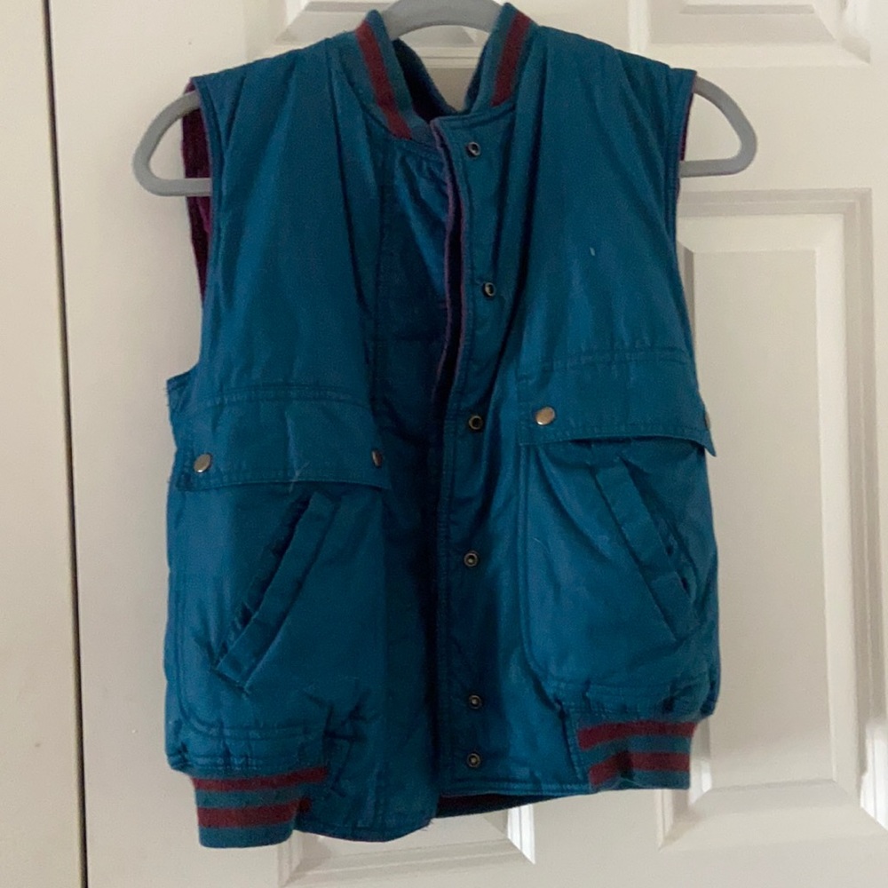 Reversible Vest teal and maroon
